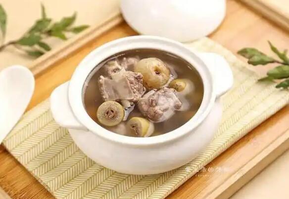 铁介草功效与作用网 :分享铁笕草-铁介菜的功效与作用知识